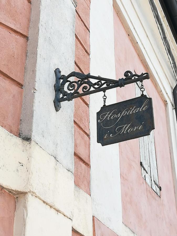 Hospitale I Mori Bed and Breakfast Asola Exteriör bild