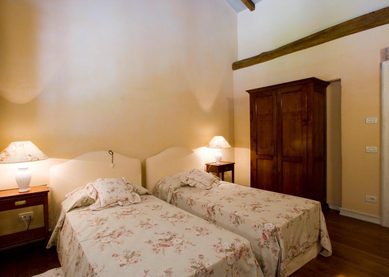Hospitale I Mori Bed and Breakfast Asola Exteriör bild