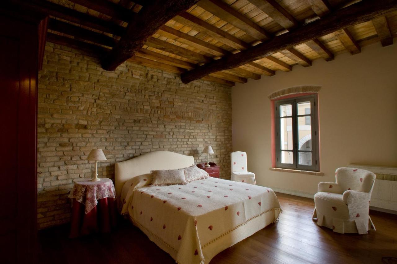 Hospitale I Mori Bed and Breakfast Asola Exteriör bild