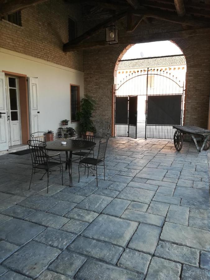 Hospitale I Mori Bed and Breakfast Asola Exteriör bild